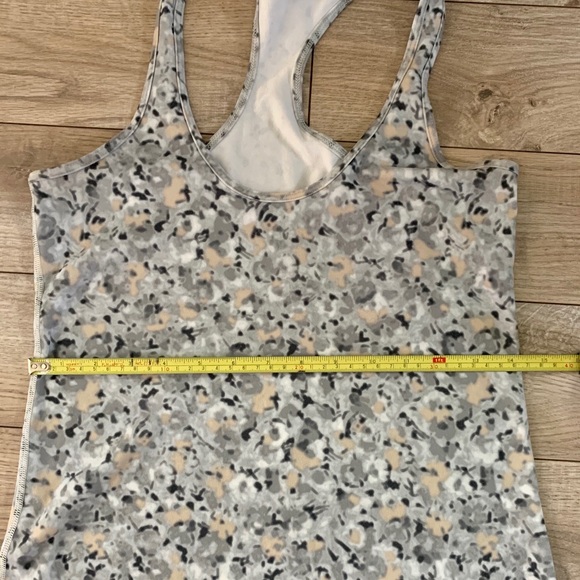❗️SOLD❗️Lululemon Cool Racer Back CRB Fleur Silver Spoon 8 - Picture 7 of 7